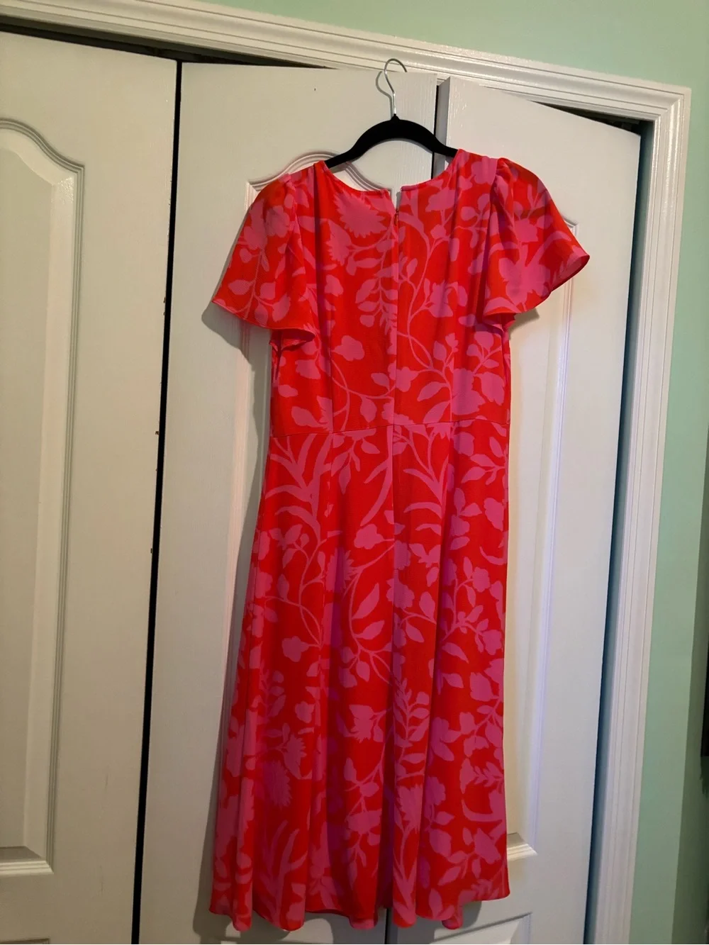 Women’s dress